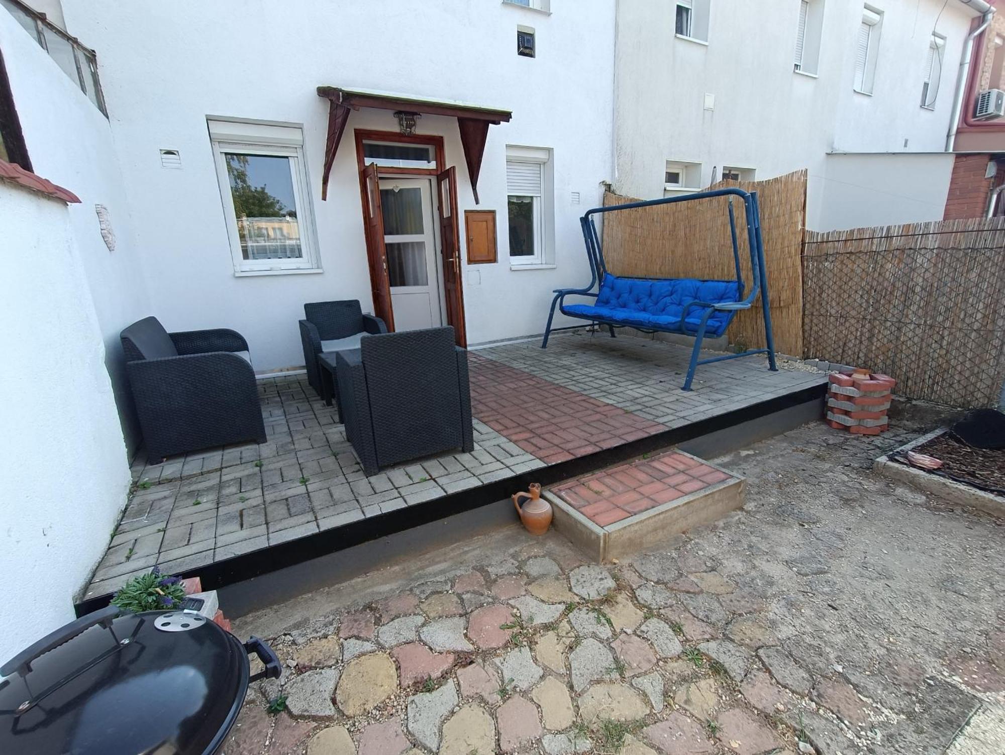 Var-Lak Apartman Balatonfůzfő Eksteriør bilde